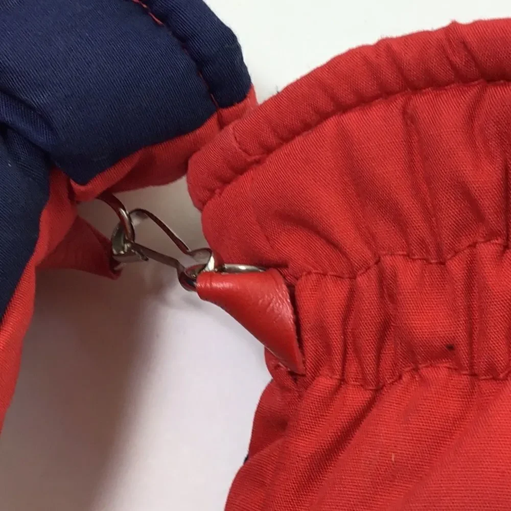 Youth Vintage 1990’s Ski Snow Gloves Red Blue Skiing Snow Athletic Size M Unisex